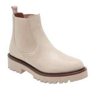 Caslon Miller Chelsea Boot Water Resistant Cream Size 13 Lug Sole Ankle Bootie